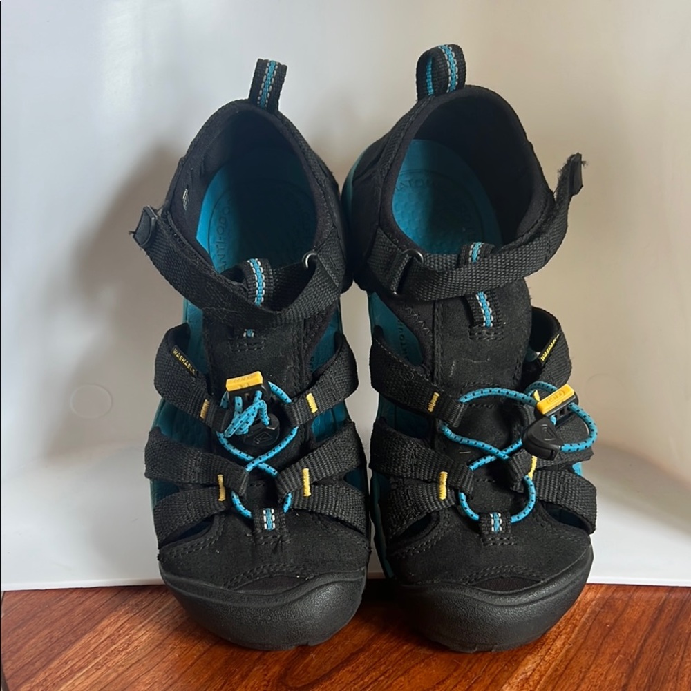 Keen Water Shoes Black and Blue with Rugged Outsole